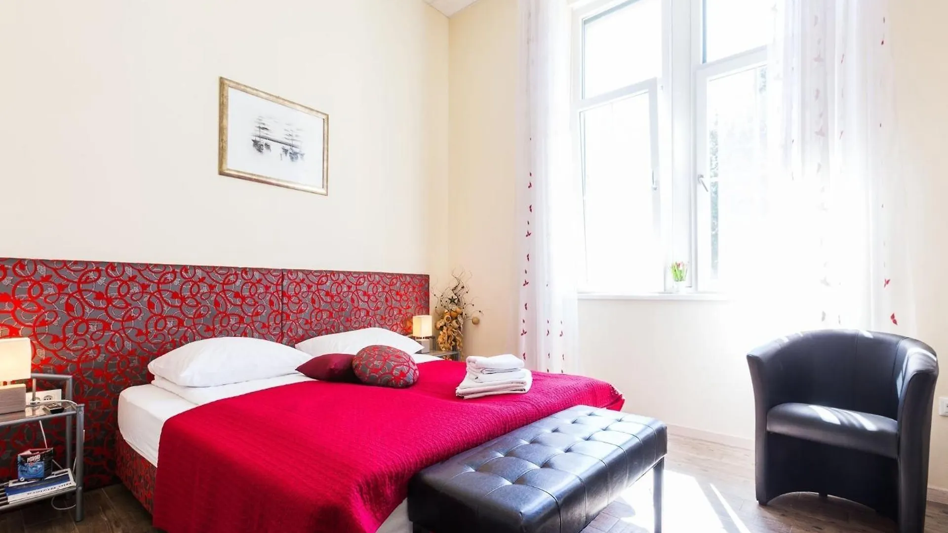 Charming And Historic Old Town Apartments - Studio Apartment Zadar